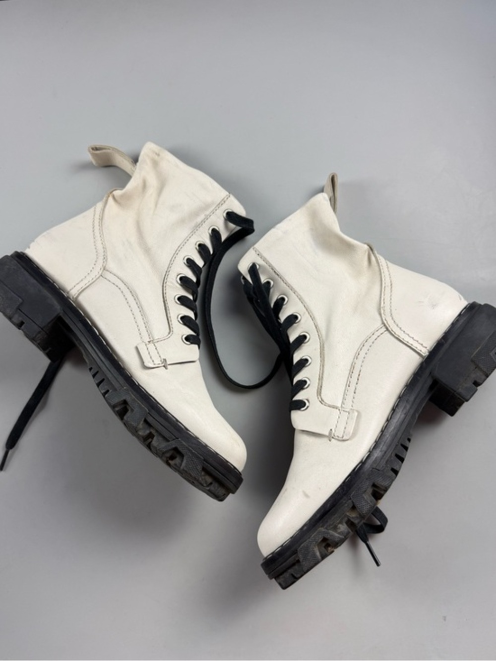 Rag & Bone Combat Boots White Leather Lug Sole Lace Up Ankle Boots EU 37 US 7